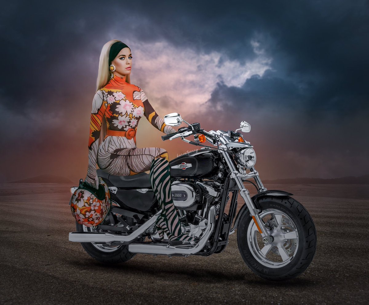 Katy-Perry-Harleys-In-Hawaii-Audio