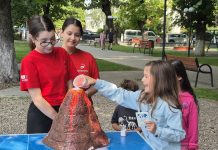 Ziua Vulcanilor 2025, sărbătorită cu bucurie în Parcul Copiilor din Hațeg