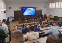 Un nou început la Facultatea de Inginerie din Hunedoara: Aula Magna, neîncăpătoare la deschiderea noului an universitar!